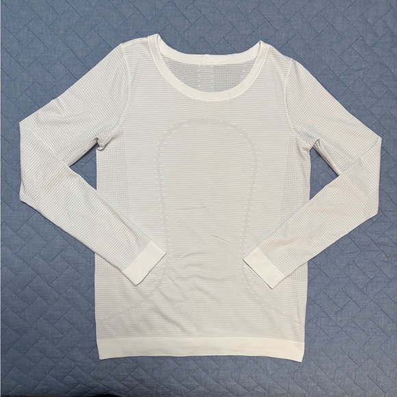 lululemon athletica Tops - Lululemon Long sleeve shirt
